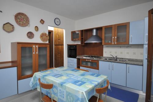 Gallery image of ISS Travel, Villa Fiorita - 800 m from La Cinta beach in San Teodoro