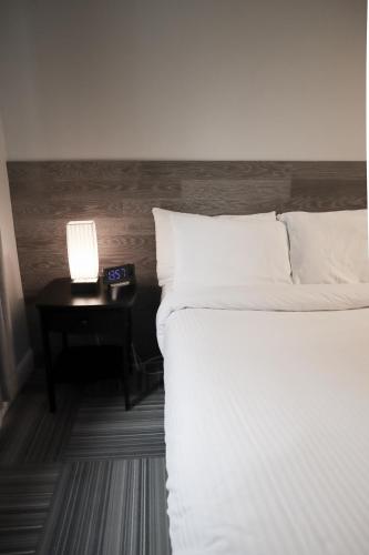 Katil atau katil-katil dalam bilik di Auberge Valcartier