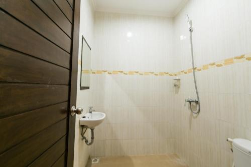 Gallery image of Melody Guest House in Jimbaran