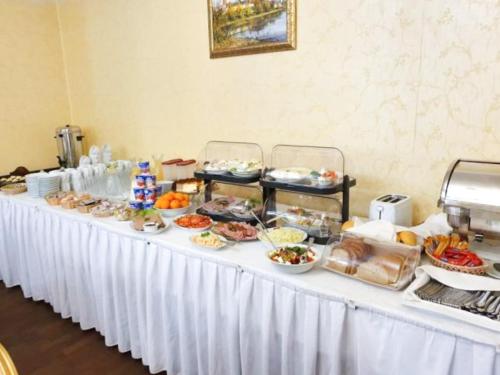 Jídlo v hotelu nebo okolí