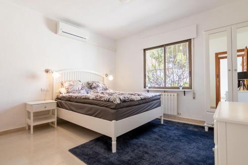 Posteľ alebo postele v izbe v ubytovaní Charming one-floor villa with private pool in Los Balcones
