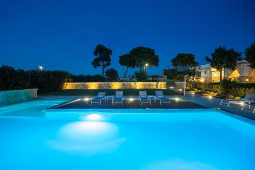 Podere40 Country Hotelの敷地内または近くにあるプール