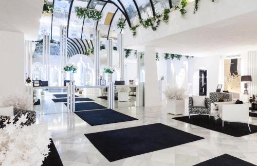 Posezení v ubytování Hotel Suites Albayzin Del Mar