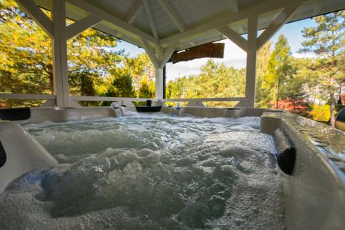 Bazén v ubytování Relax House Narty nebo v jeho okolí