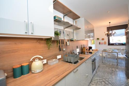 Lucky 13 apartment