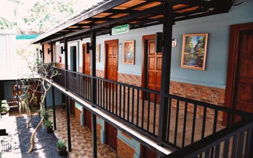 Uma varanda ou terraço em Zleepingpills Aonang Krabi