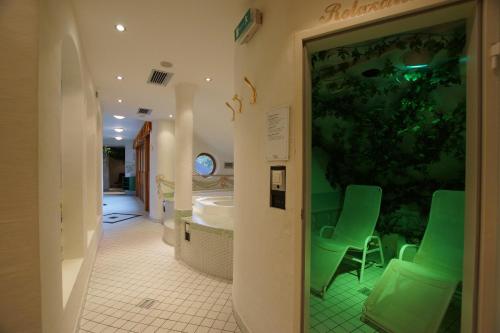 Koupelna v ubytování Hotel Neuwirt