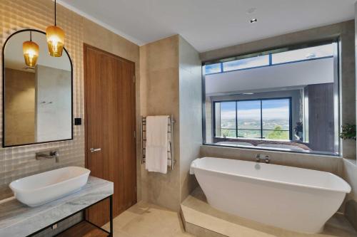 Un baño de Sequoia Lodge