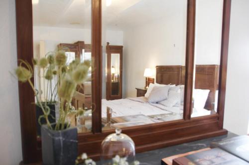 Postel nebo postele na pokoji v ubytování Villa La Mura - Luxury Pool by the Vineyard