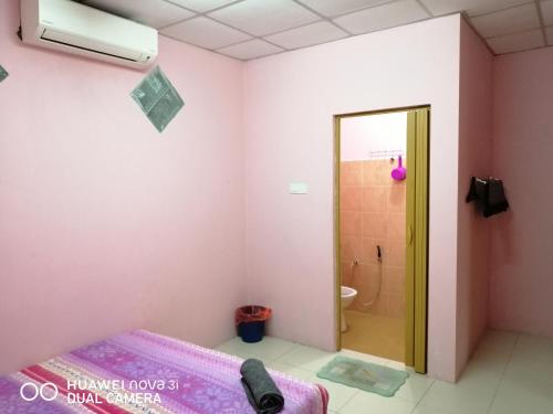Koupelna v ubytování LAYLA INN