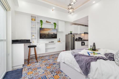 FRESIA by J&J ( Near Airport. 50 Mbps Wifi .Netflix )