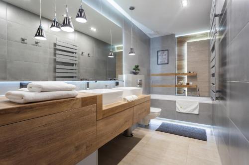 Kúpeľňa v ubytovaní InPoint Spacious Apartments near Main Square & Kazimierz District