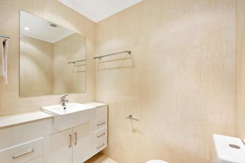 A bathroom at South Pacific Apartments