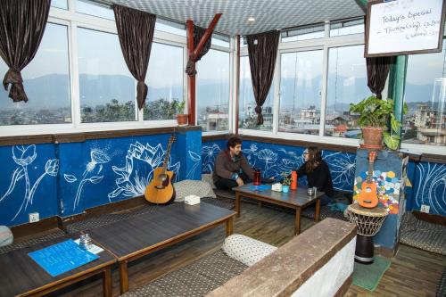 Planet Nomad Hostelにあるシーティングエリア