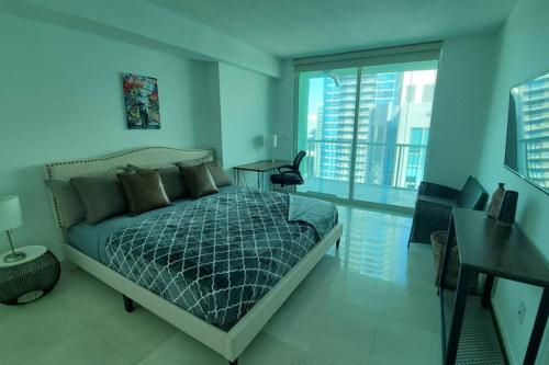 Imagen de la galería de Luxury Penthouse Brickell 3 Bedrooms Free Parking, en Miami