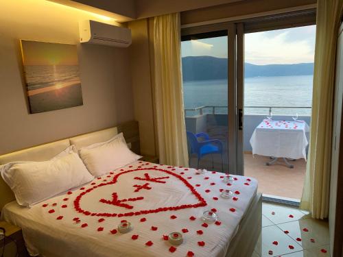 Postel nebo postele na pokoji v ubytování Hotel Divers