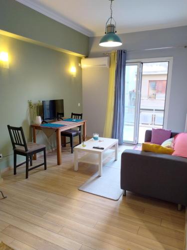 Renovated apartment close to Exarchia square