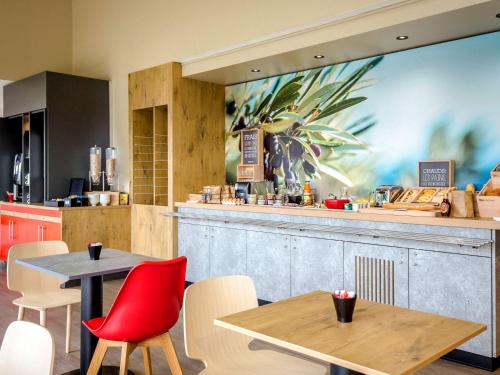 Η κουζίνα ή μικρή κουζίνα στο ibis Perpignan Nord Rivesaltes