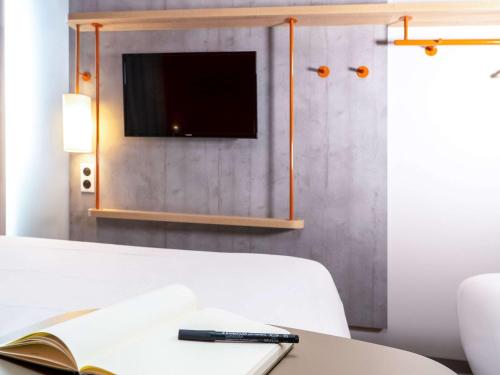 Μια τηλεόραση ή/και κέντρο ψυχαγωγίας στο Ibis Budget Aubenas
