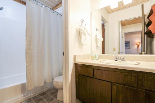 Gallery image of Bigwood #80 condo in Mammoth Lakes