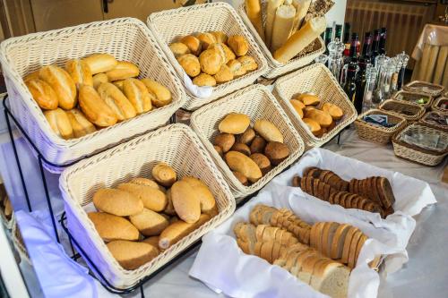 
Breakfast options available to guests at Hotel Gambrinus Valentini Family Village
