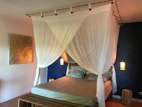 Cama o camas de una habitación en La Villa FLau Studio Azur