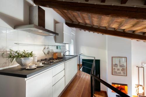 Kuchyň nebo kuchyňský kout v ubytování Porta Castellana B&B - Apartment