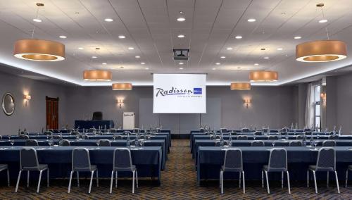 The business area and/or conference room at Radisson BLU Hotel and Spa, Limerick