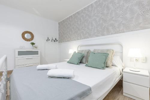 ELEGANTE APT DE DISEÑO 2 HAB SEVILLA WIFI-5 PAX