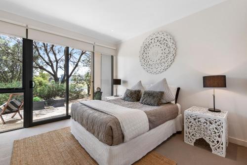 Gallery image of Comfy Coast Drive Condo - Free Parking - Free WIFI in Torquay