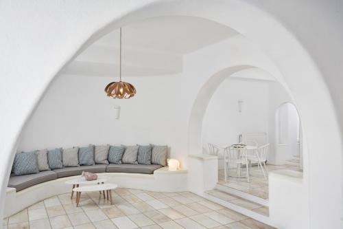 CYCLADES - Semi Based Apartment with Indoor Garden - Part Of White Dunes Luxury Boutique Hotel