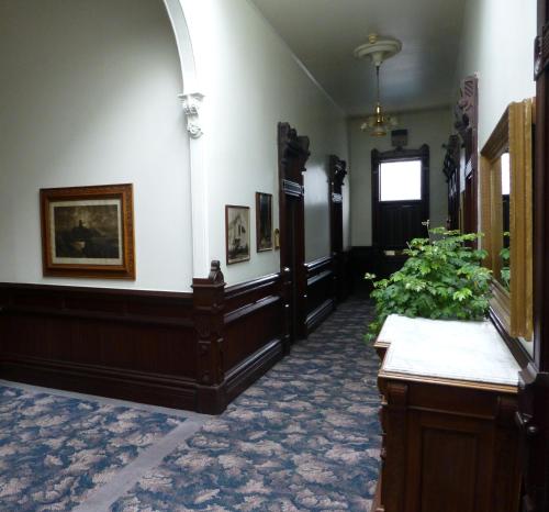 Gambar di galeri bagi Victorian Inn di Ferndale