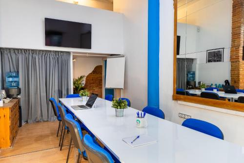 Key Barcelona HOUSING (Carrer Girona)