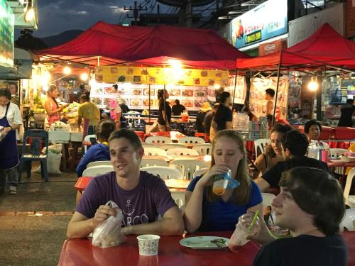 Tetamu yang menginap di P & H Residence NorthGate