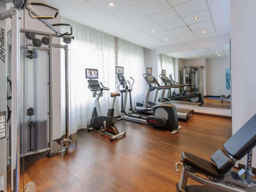 Pusat kecergasan dan/atau kemudahan kecergasan di Mercure Hotel Bochum City