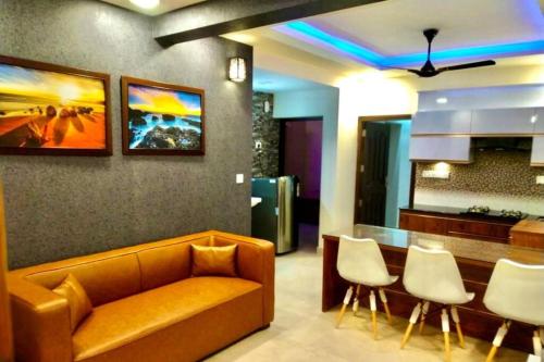 Η κουζίνα ή μικρή κουζίνα στο Green Royale Living Spaces - Luxury Serviced Apartments