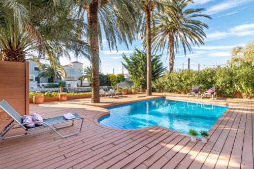 Apart-rent Villa Pani 0109 con piscina y amarre