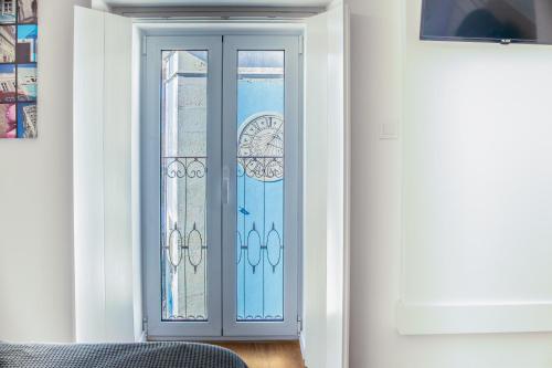 Foto dalla galleria di Vista Lisboa Guest Apartments ad Almada