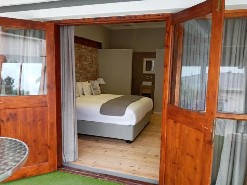 Katil atau katil-katil dalam bilik di Two Fat Owls Guesthouse