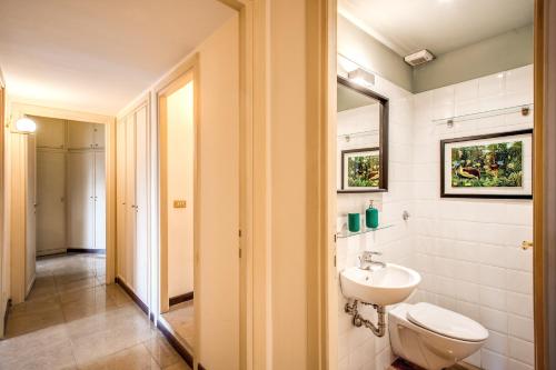 Ein Badezimmer in der Unterkunft Borghese Green