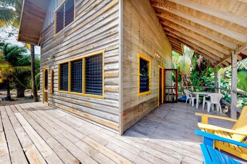 Galeriebild der Unterkunft Oceans Edge in Placencia Village