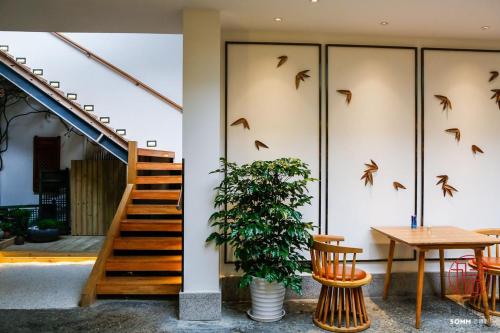 Ảnh trong thư viện ảnh của The Hidden House Cheng Du Du Fu Thatched Cottàge Branch ở Thành Đô