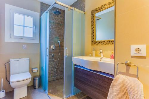 Een badkamer bij YupiHome Villa Romana Bonaire