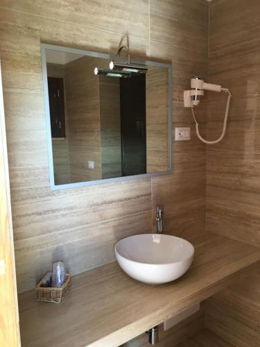 Gallery image of Cala Rosa Club Hotel in Stintino