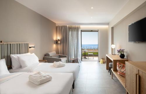 Imagen de la galería de Portes Lithos Luxury Resort, en Nea Potidaea