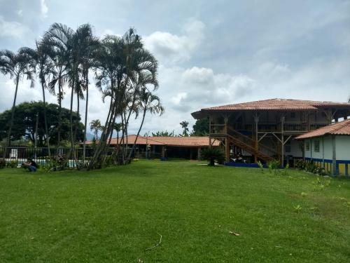 Finca Hotel La Esmeralda Casa 1にある庭