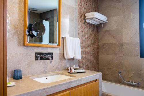 Bagno di Les Orangers Garden Villas and Bungalows Ultra All inclusive