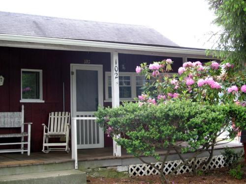 Highland Lake Inn & Resort - Flat Rockにある庭