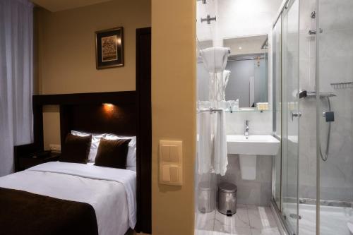 Koupelna v ubytování Pao de Acucar Hotel