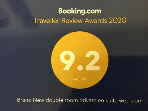 Certifikát, hodnocení, plakát nebo jiný dokument vystavený v ubytování Exclusive Private double room, en-suite wet room Private entrance